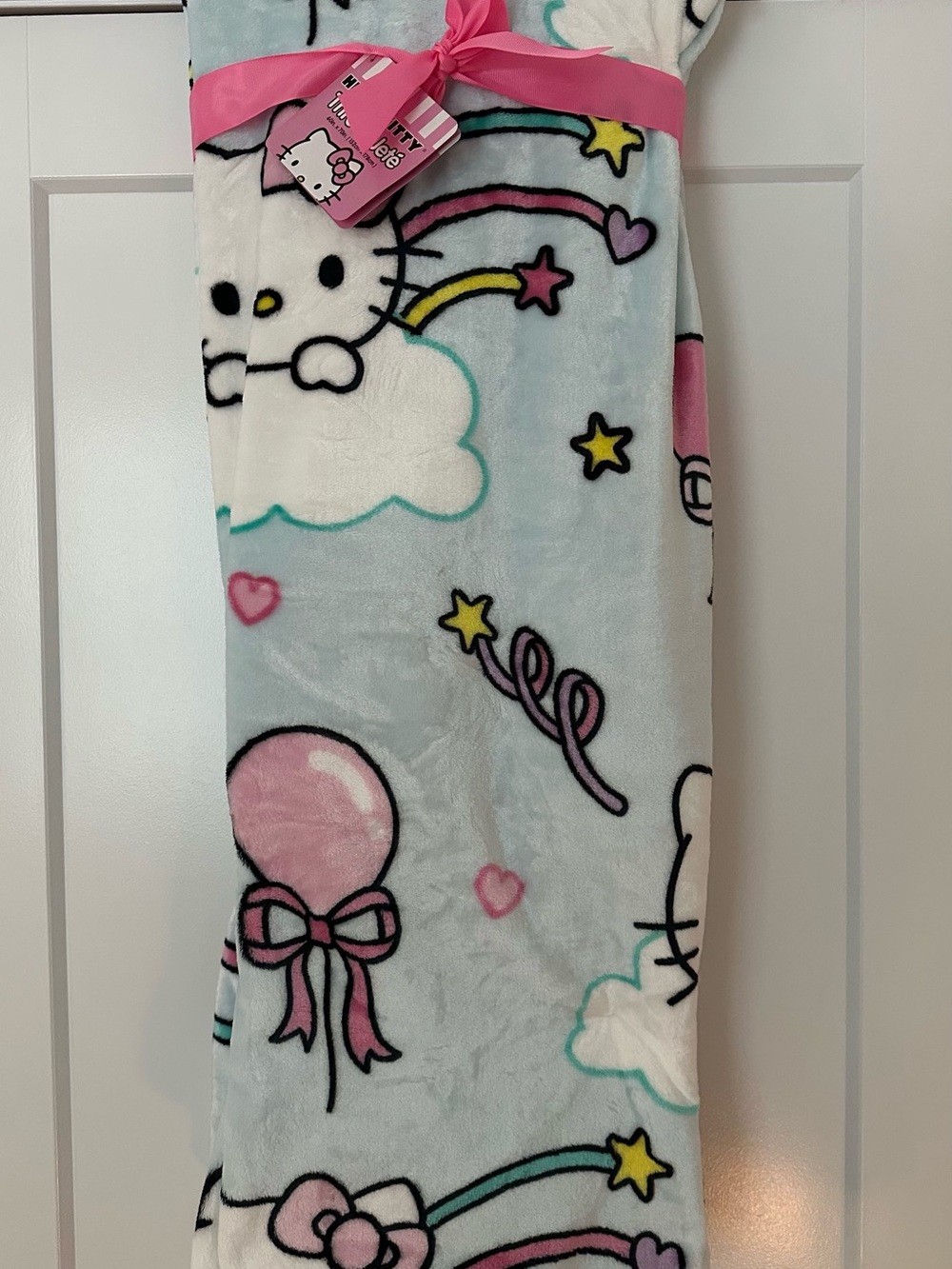 🎀Hello Kitty Light Blue and Pink Fleece Blanket 60x70”